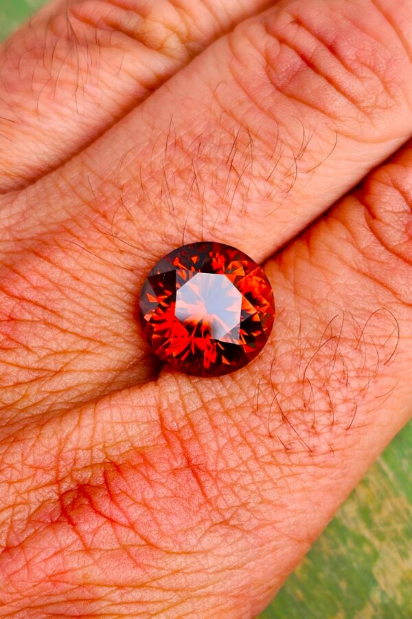 Tourmaline 9,58ct 13.3mmm H9.44mm – Image 3